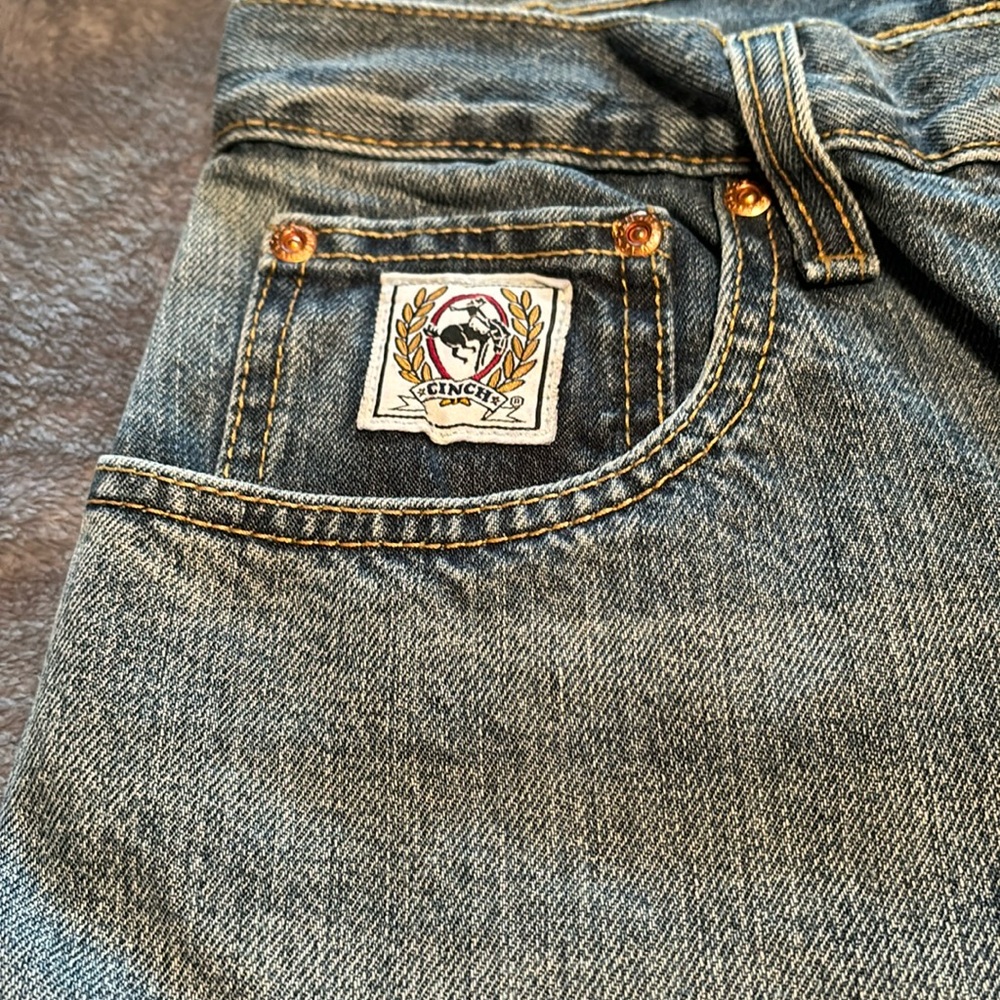 Cinch worn for pictures only!